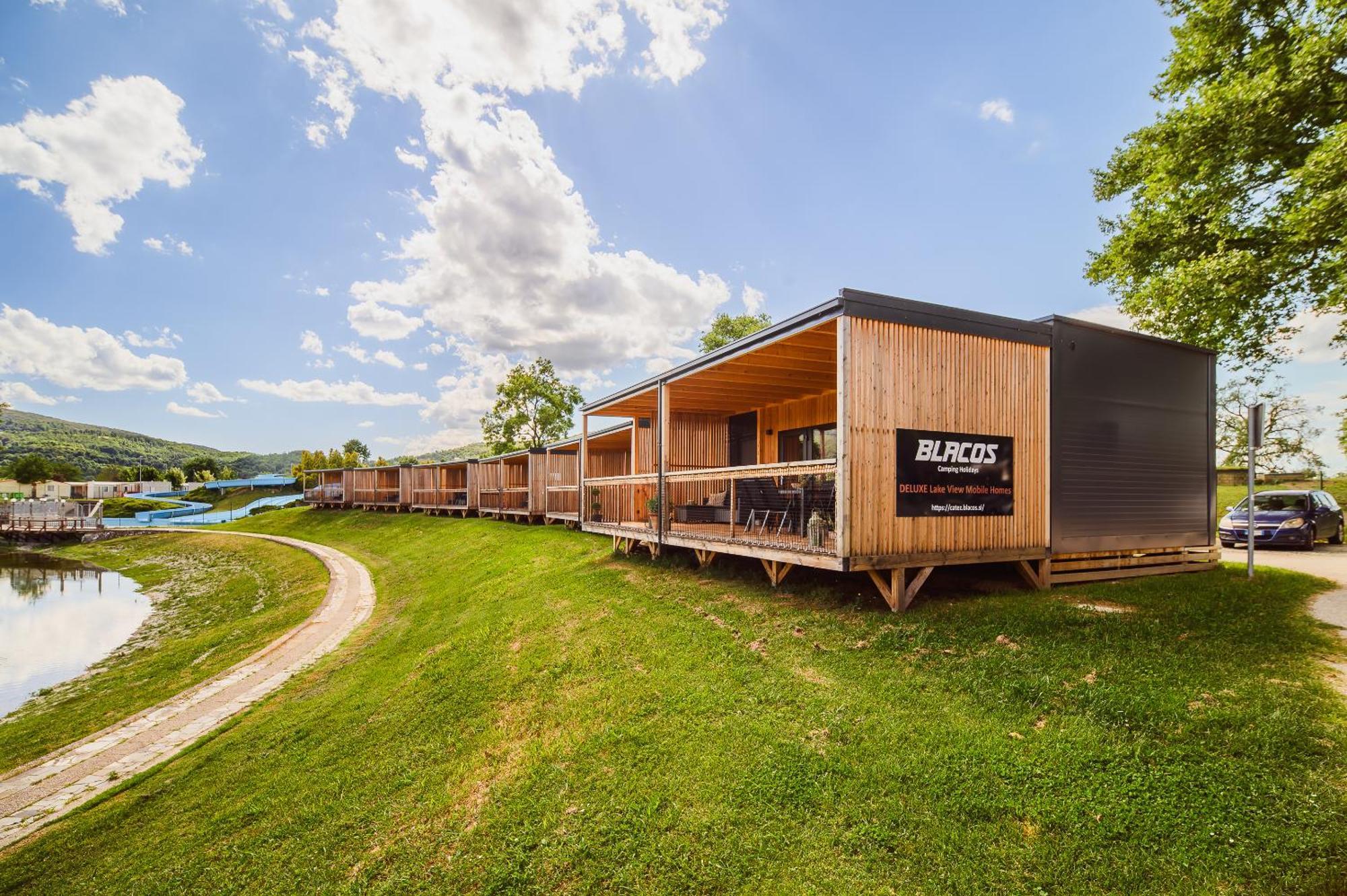 Deluxe Lake View Mobile Homes With Thermal Riviera Tickets Catez ob Savi Exteriör bild