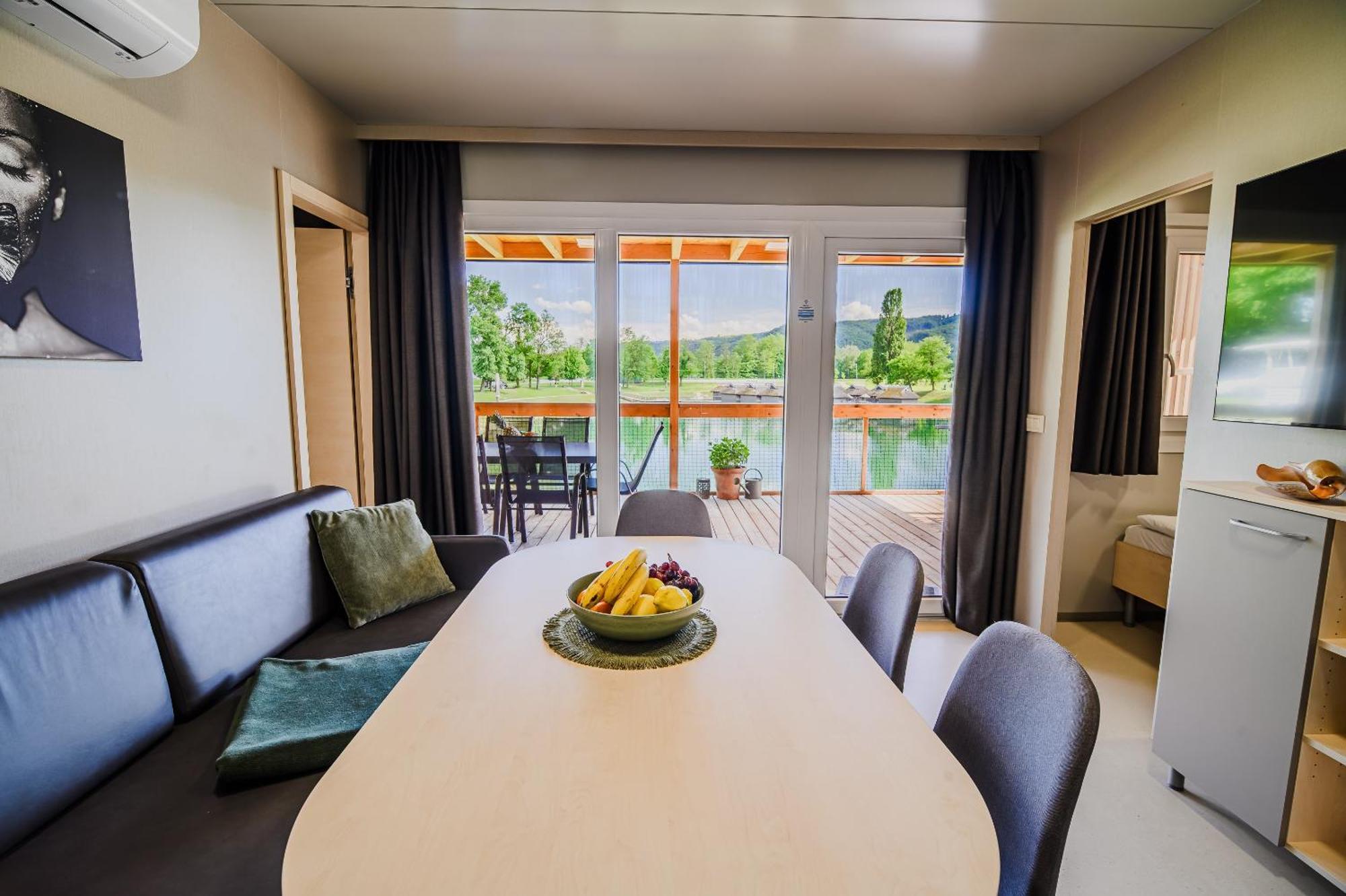 Deluxe Lake View Mobile Homes With Thermal Riviera Tickets Catez ob Savi Exteriör bild