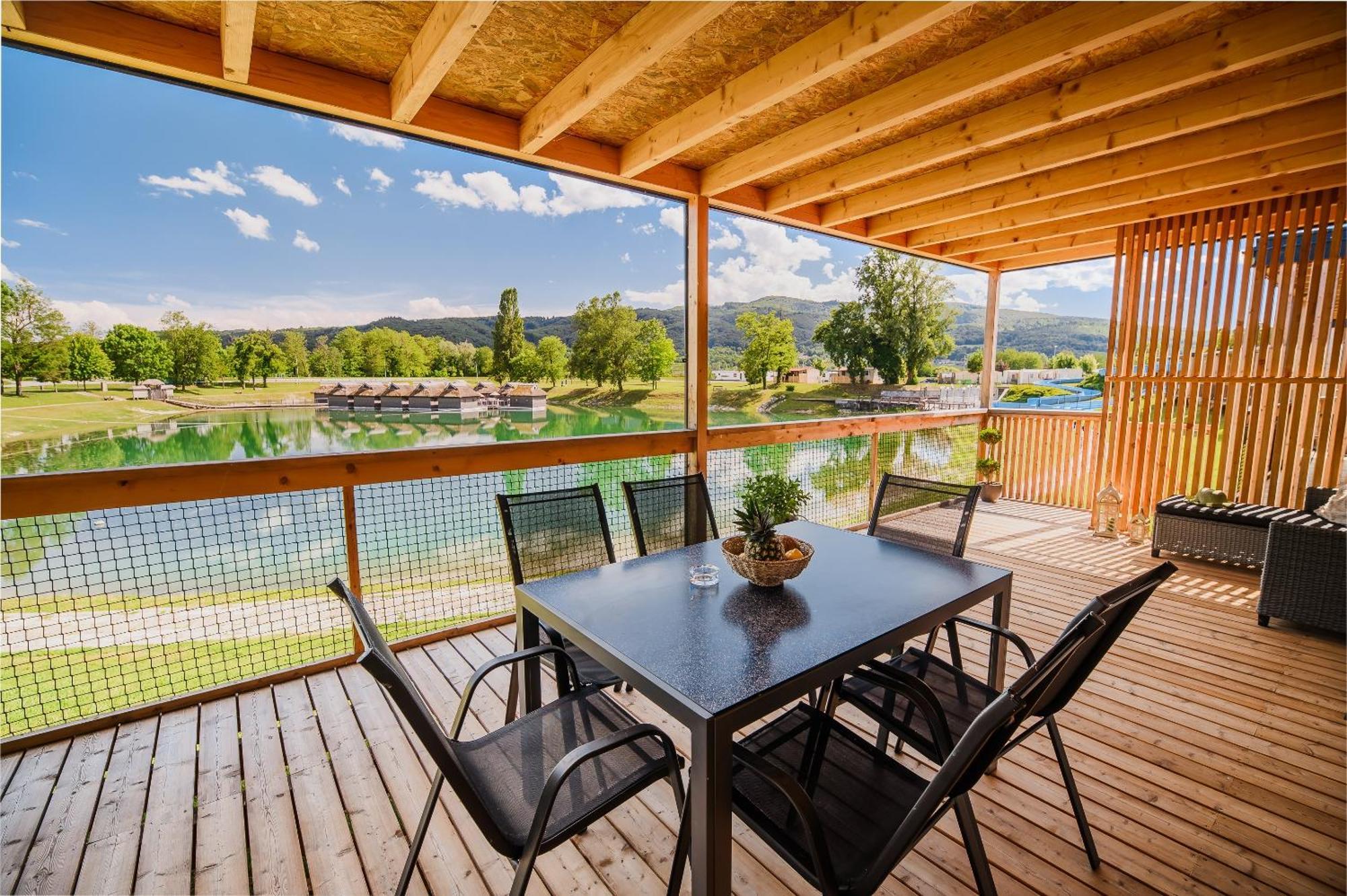 Deluxe Lake View Mobile Homes With Thermal Riviera Tickets Catez ob Savi Exteriör bild